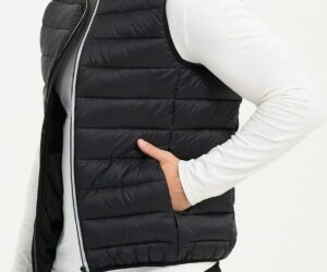 Men's Lightweight Puffer Down Vest, Sleeveless Padded Quilted Jacket, Packable Ideal for Travel half jackets